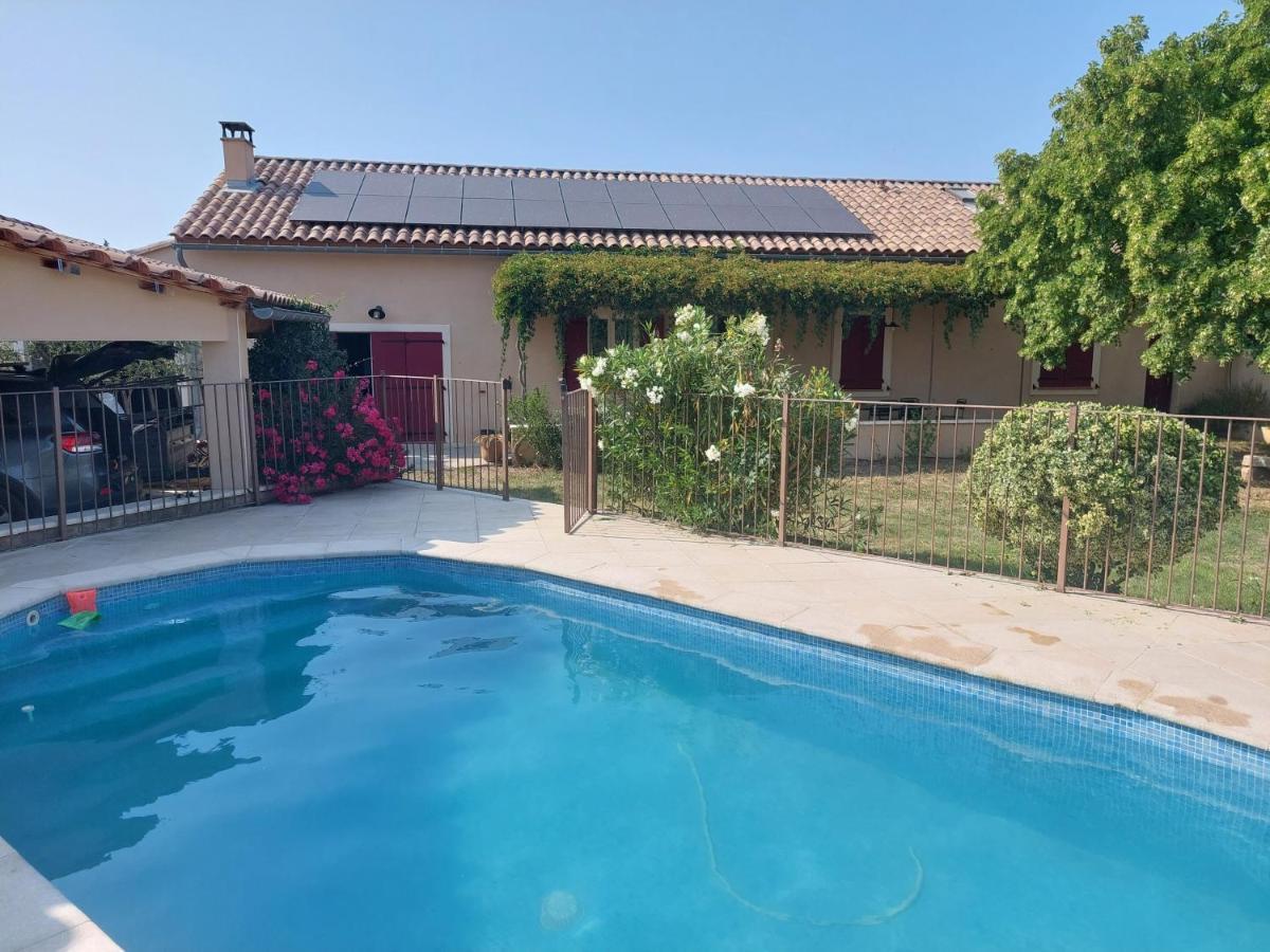 Mas La Gentille ,,, A La Campagne , Beautiful Outdoor , Swimming Pool , Pool House , Nice Green Garden , Bbq ,,, Only For You , Pour Passer Un Sejour Inoubliable بيرنيه لو فونتينز المظهر الخارجي الصورة