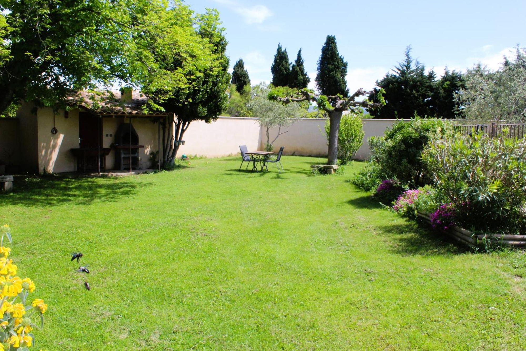 Mas La Gentille ,,, A La Campagne , Beautiful Outdoor , Swimming Pool , Pool House , Nice Green Garden , Bbq ,,, Only For You , Pour Passer Un Sejour Inoubliable بيرنيه لو فونتينز المظهر الخارجي الصورة